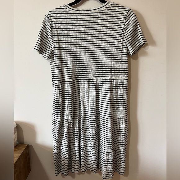 LOFT Dress - Picture 4 of 6